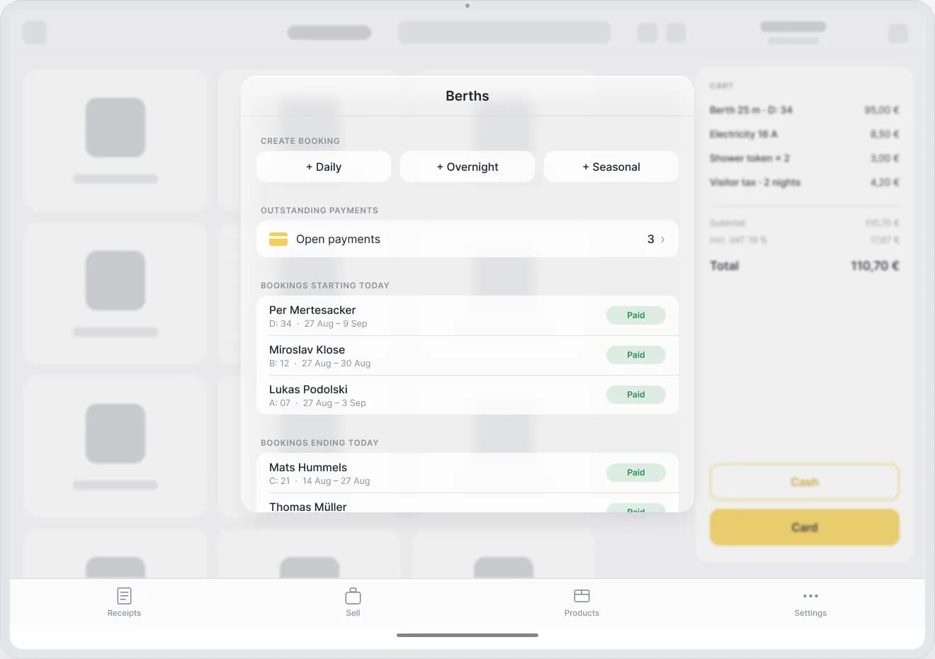 The POS on the iPad: overview of berths with booking types, outstanding payments and the day’s arrivals and departures.